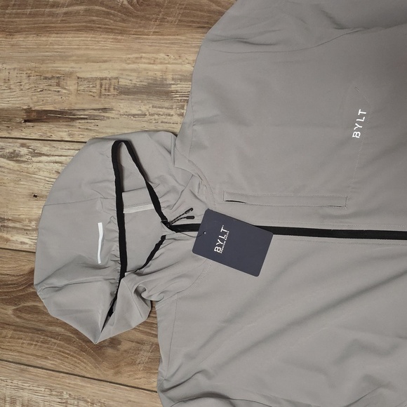 NWT Men's BYLT Basics XL Swift Jacket in color Storm. - Picture 7 of 10